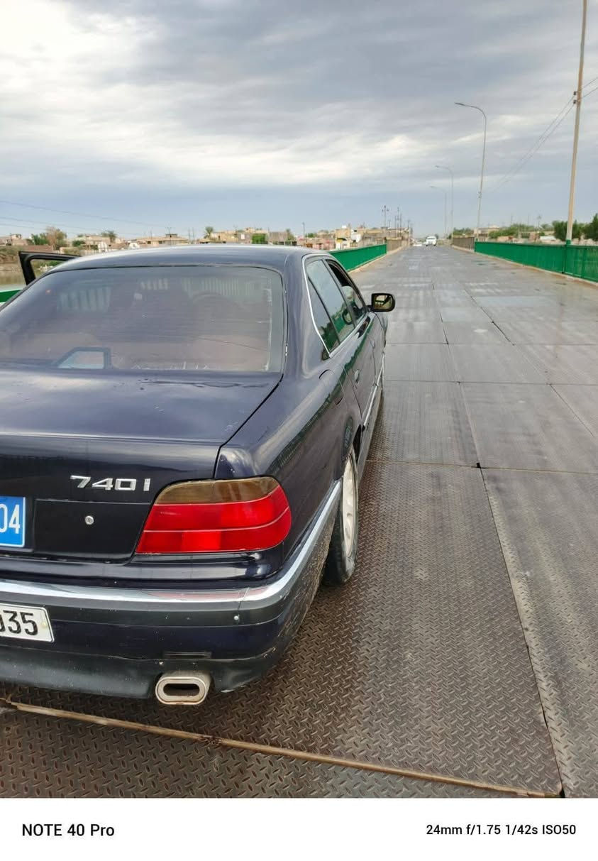 للبيع أومراوس سلام عليكم بي ام خفاش 2000مسجله 95 8v 44 داينمو ماء رقم الجديد انكليزي  بصرة السيارة جاهزة وكاملة حداديه صدرخلفي امامي كله جديد تبريد شغال تخم تاير سلايت روف شغال لايت عالي وناصي زنون مسجل شاشه فقط الكشنات  الاماميه بيهن شگ ومدوشمهن  كهربائيات بلاد كلهن شغالات ستيرن كهربائيّ زائد تحكم السعر 75  وبيه مجال/مكان السيارة بغداد الشعب ***********واتساب أو اتصال
