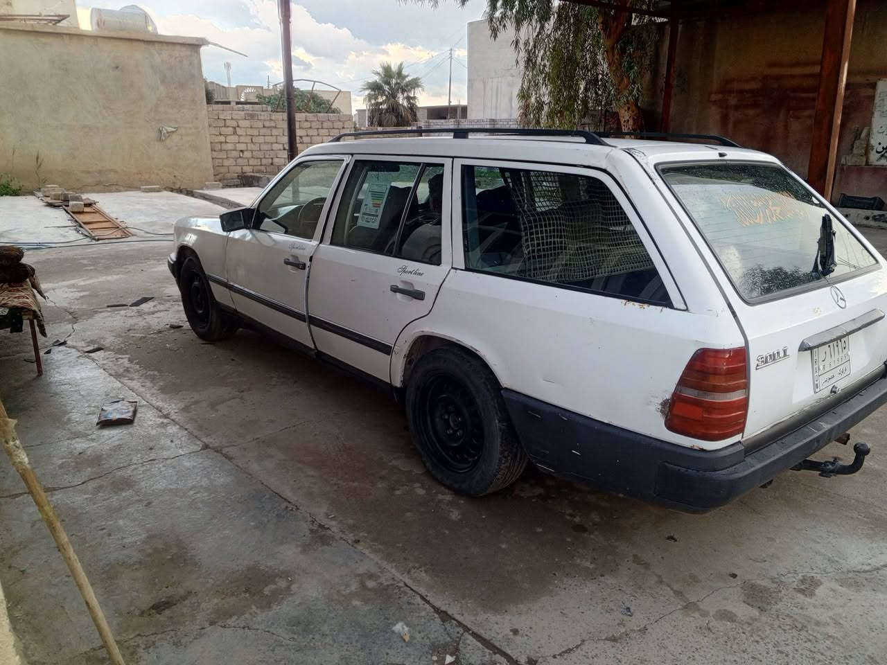 مارسدس دب محرك كير بطه رقم كركوك سنويه عظم مشروع وطني شرط التحويل والوكاله صدر جديد كهربائيات شغاله  داخل جديد السعر 38 وبيها مجال قليل مكان السيارة الشرقاط// *********** // ***********
