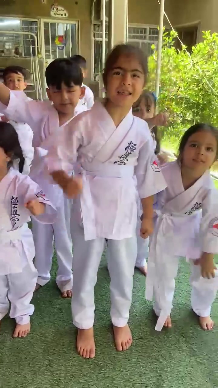 🥋 تدريبات التايكوندو في روضة لوسين 🥋
لأننا نؤمن بأن بناء شخصية الطفل يبدأ منذ الصغر، نوفر تدريبات التايكوندو بإشراف مختص، لتنمية: ✨ الثقة بالنفس. ✨ الانضباط والالتزام. ✨ اللياقة البدنية والتوازن. ✨ التركيز وسرعة الاستجابة. ✨ روح التعاون والاحترام.
نرحب بأطفالنا الأعزاء للاستمتاع بتجربة تعليمية ورياضية ممتعة وآمنة، تجمع بين الفائدة والمرح.
📍 روضة لوسين الأهلية
📞 للاستفسار والتسجيل: ***********
