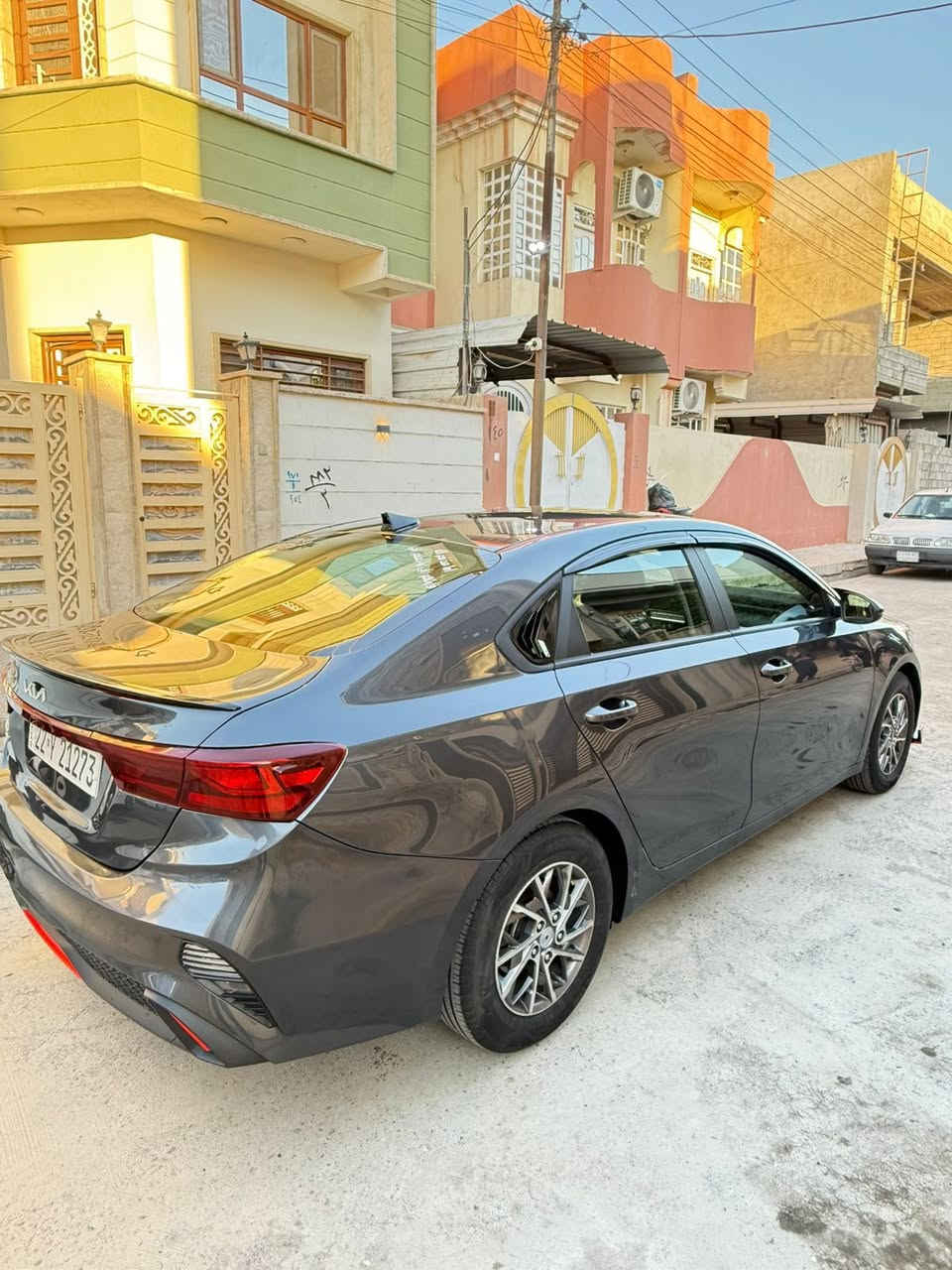 السلام عليكم  فورتي 2023 نص فول  ضرر بونت مبدل بدون دواخل شرط وشبر تعديل بارد جاملخ هزة جديدة سنويا جديدة سيارة بسمي نظافة فول فول 
محرك 20 دوش شرط  كًير شرط 
سعر. مراسله عل واتساب  
***********
