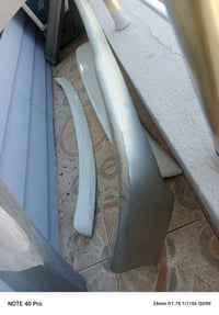 قطع غيار • مستعمل • خدوش وشروخ