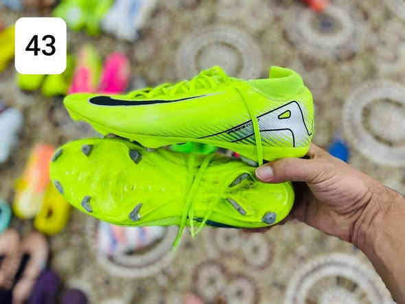 فقط اورجينال أصلي 
توصيل موجود 
***********
واتس اب ***********
