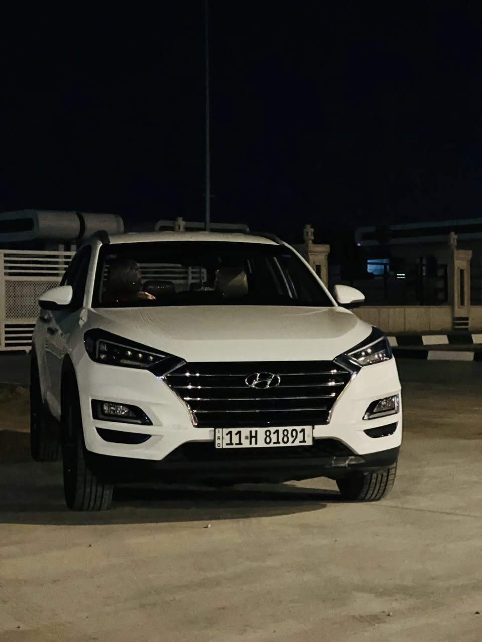 السلام عليكم
توسان 2019
بمعنه الكلمه ماشيه 98 وعل فحص سياره وضع الشركه  سبير ولعده بعدهن مانزلات كتلوكات شركه بعدهن بيهه سياره وضع الشركه 
 كشنات جلد مغلفات جلد محافض عليهن كاعيه مغلفه جلد محافض عليهه سياره جديده مكينه كير. برغي بوضع الشركه بعدهه صدر امامي وخلفي وضع الشركه تراي زيرو شرط جديده كلش لوك جديده مواصفات 
بصمه تشغيل 
بصمه ابواب 
دبل كشن كهرباء 2
حساس امامي 
وحساس خلفي 
كامره خلفي دوراه 
لايت خمس عدسات
ثلاجه بل جكمجه 
شاحن واير لس 
3 انضمام قياده 
عادي وسبورت ونورمان 
تبريد قطعتين 
مري شفط
يدات ترحيب
خمس ويل كب 18
سايد بريك رجل
مانع انزلاق
محرك 2000 دوش 
رقم الدولي الجديد 
سياره بسمي 
اتصال  ***********
