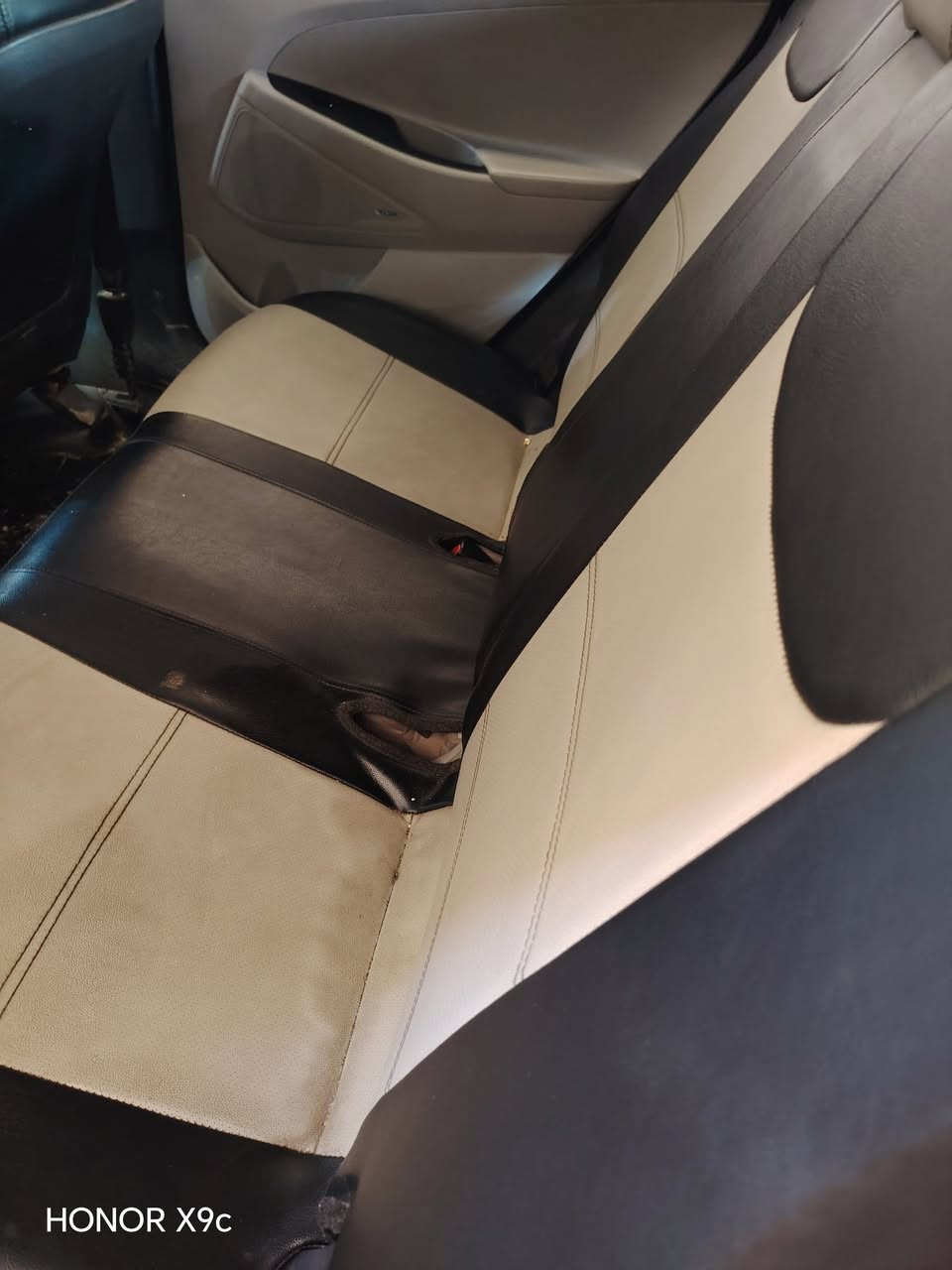 السلام عليكم متوفر توسان موديل ٢١ وارد امريكي مكفول من الحادث فقط بارد السيارة فول مواصفات عدة الفتحة واشاير بلمري السيارة ماشية ٥٥ مكاني بغداد الغزالية سعر السيارة ١٧٥ وبيهة مجال للشراي نشالله
*********** ابو حسن
