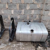 تانكي للبيع 250لتر هوه والقواعد مالته  07740674760