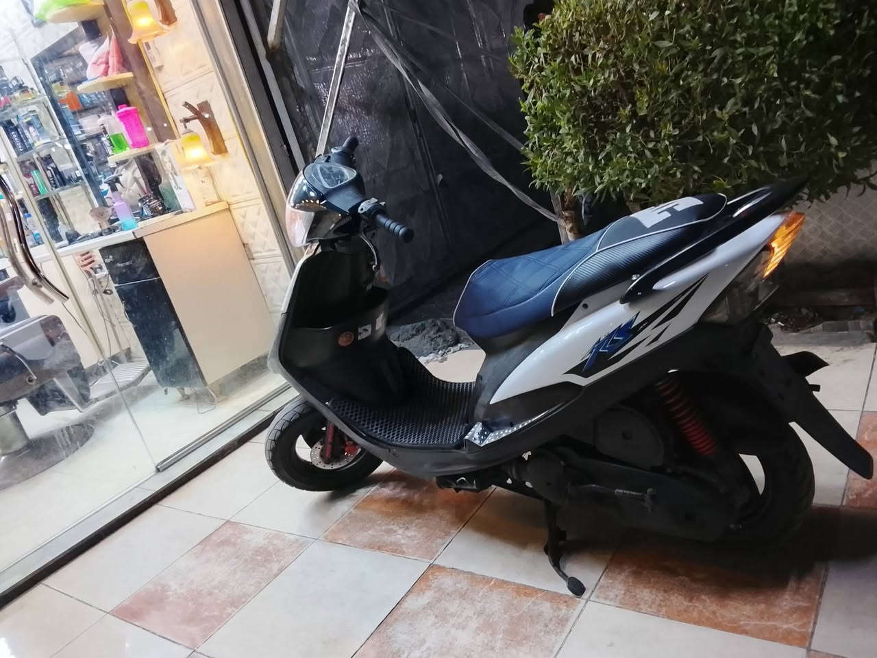 سلام عليكم دراجه ماكس عدله للبيع دراجه مكفوله سعرها ٤٠٠ لاتصال *********** ما متواجد على الفيس
