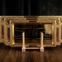 صواني تقديم • ذهبي • ٣ قياسات