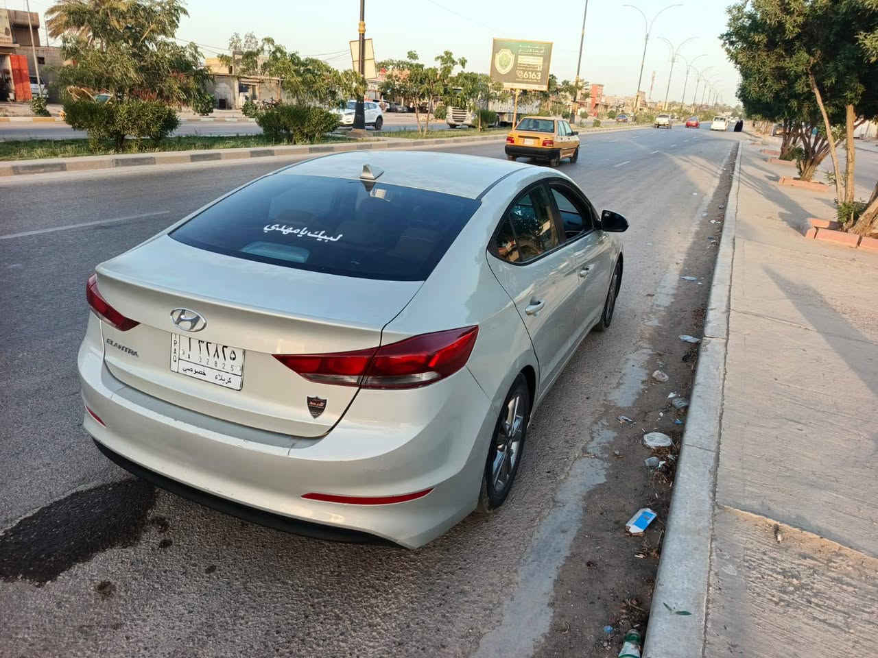 النترا موديل 2017 محرك 2000 دوش بصمه شاشه كبيره سياره جديده بيه قطعتين صبغ رقم كربلاء تحويل مباشر السعر 89 مكان السياره بابل 
***********
