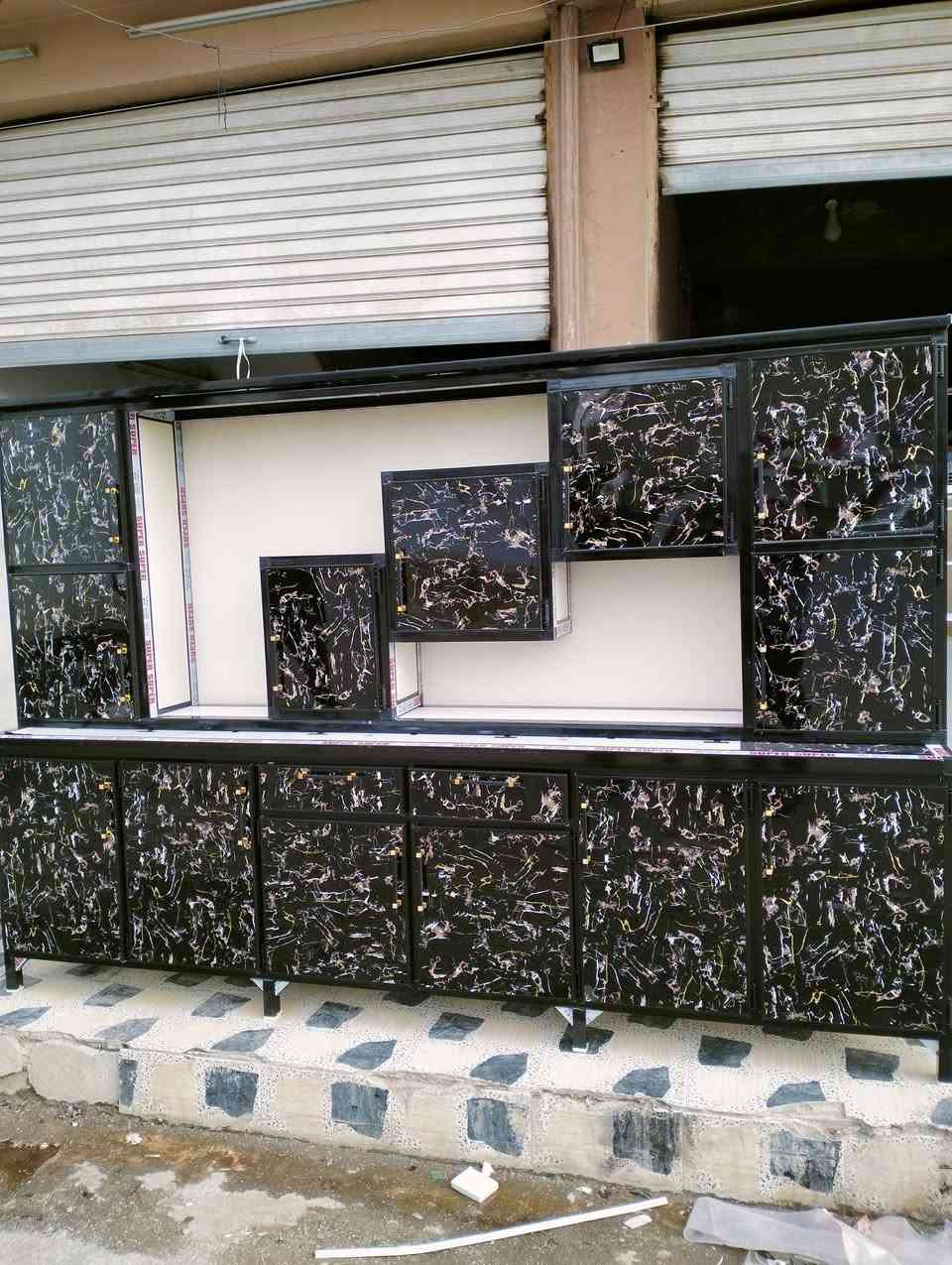 السلام عليكم 
مخزن حميد المفرجي 
يوجد لدينا جميع انواع الكاونترات العنوان كركوك حي النصر٢ بدايت سايدين مركز شرطة العروبه قرب جمله ابو ريان ***********
***********وتساب
