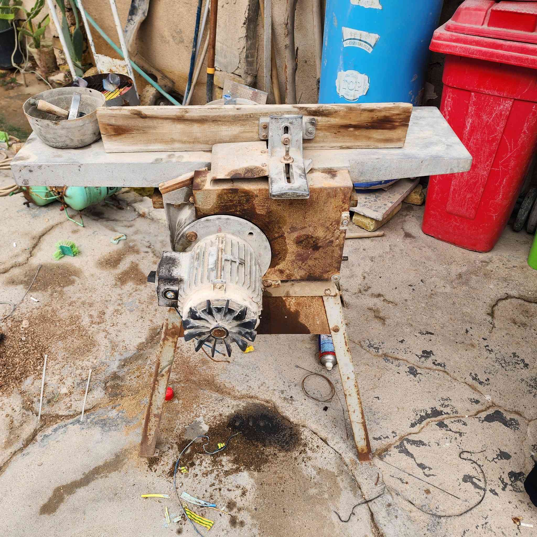 السلام عليكم غراض مستعمله للبيع
فخات  سعر لوحده  5000
مولد 100
مكينه مكينه تصفيه خشب 150


**إذا كنت صاحب هذا الإعلان وتريد حذفه لأي سبب، رجاءا أرسل رسالة إلى الدعم الفني**