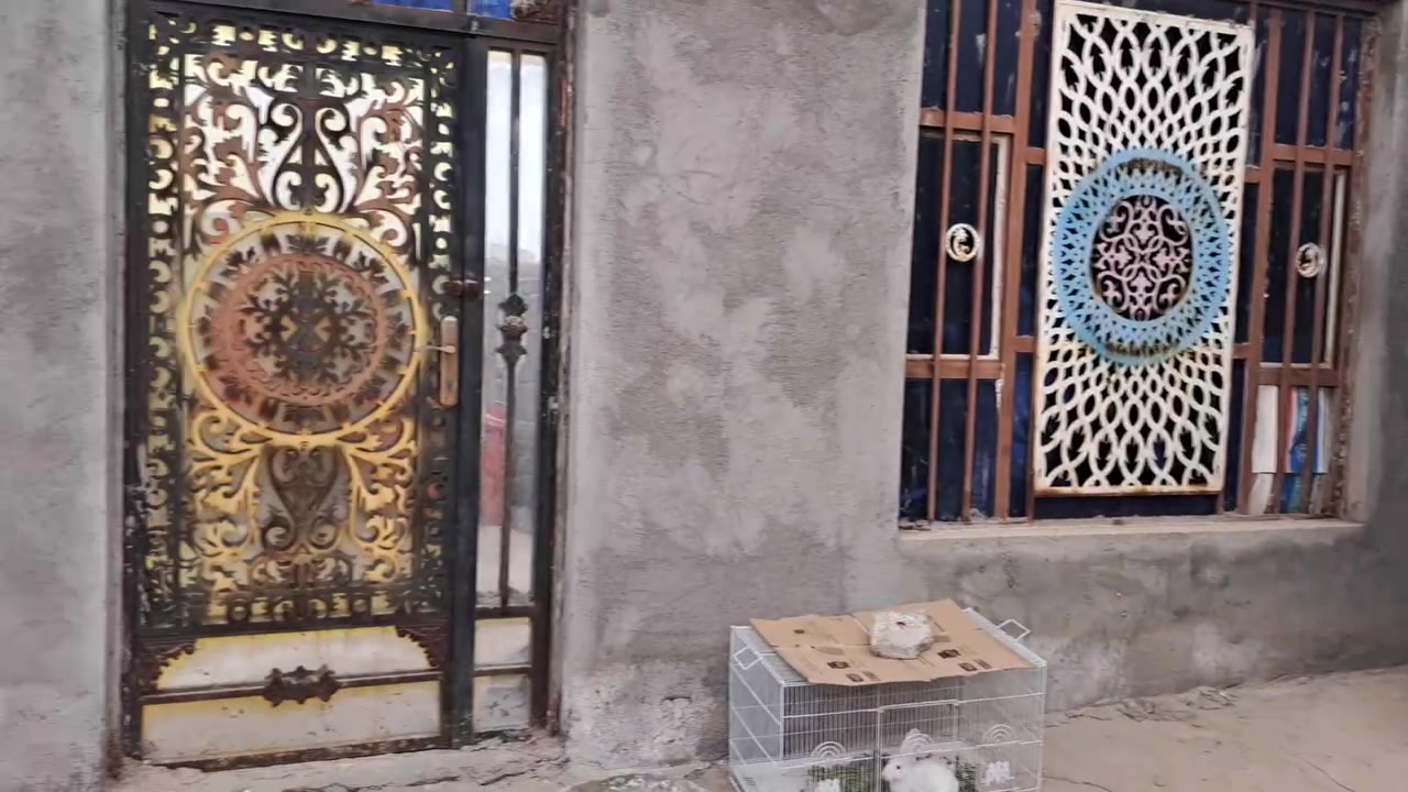 بيت للبيع مساحه ١٧٠مكانه حاوي العباس 
بناء غرفه كبيرة ومحل والباقي ساحه الخاص مفتوح السعر ١٥


**إذا كنت صاحب هذا الإعلان وتريد حذفه لأي سبب، رجاءا أرسل رسالة إلى الدعم الفني**