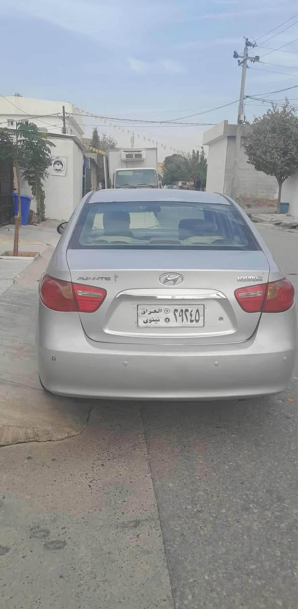 هوندا افانتي ٢٠١٠ سلفر ره قم وسه نه وي به شه رتي غرامه و پاکانه سقف و عیزام به شه  رت مکینه ی کمک بوخاری هه یه بی کیشه یه *********** شقلاوة, أربيل
