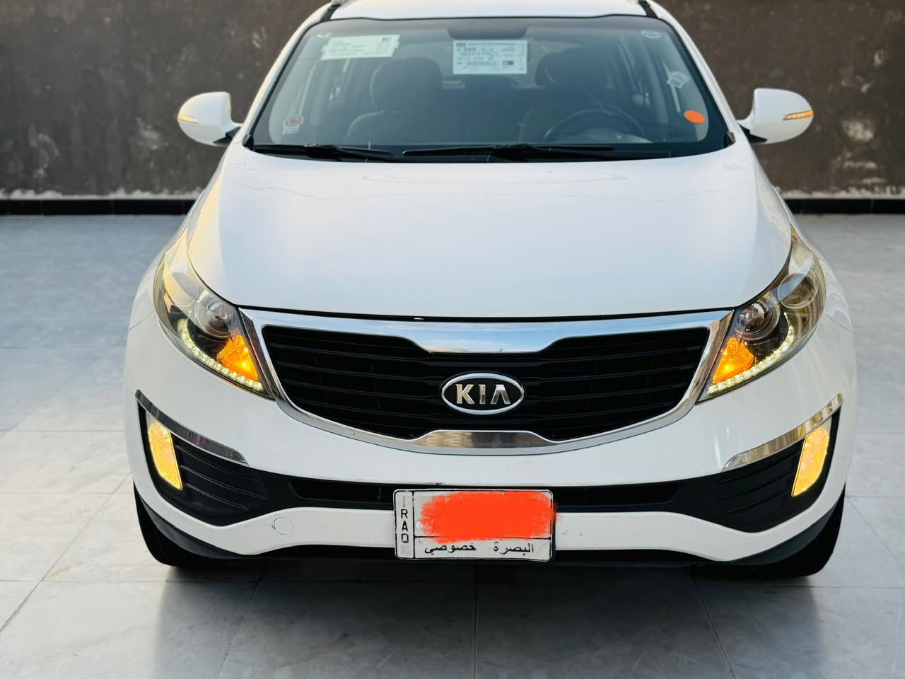 اللهم صل على محمد وال محمد 
السلام عليكم إلى عشاق الجديد 
كيا سبورتج موديل 2012 خليجي 
ماشيه 118 الف بيه صبغ اطرف الباب الخلفي مع الهلال الخلفي شرط بدون 
تصليح الباقي مكفول ضربه وصبغ وتبديل وفتح والخياس مواصفات شاشه تاب كأمره شاشه كامره بلمرايه 
فول تحكم استرين يدات نيكل داخل والخارج حساس خلفي بلاد مرايات شفط شاره بلمرايه بلاجكتور 5 ويل كب فراشه محرك 2400 دوش شرط ما مفتوح بيه برغي سياره جديده وجاهزه من كلشي كير ومكينه وحداديه وتبريد ثلج تخم تاير جديد 
دواخل كلش جديده سياره مال جناي ترايه كلش حلو ماعوزه برغي 
رقم بصره مميز مشروع وطني تحويل ثاني اليوم السعر 144 مكان السياره الناصرية الشراي يتصل ***********
