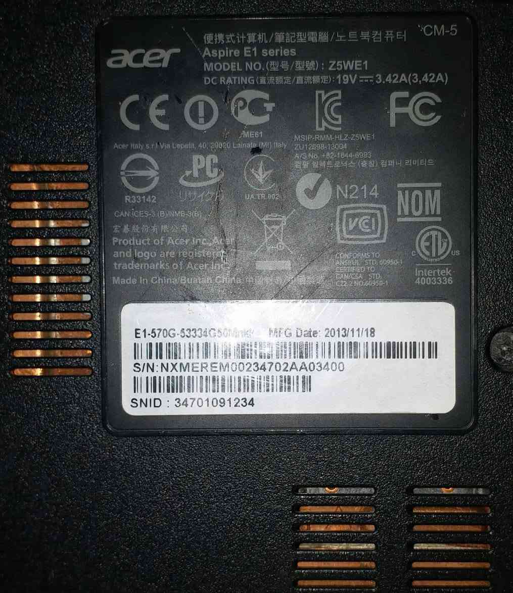 لابتوب ACER
المعالج cor i 5 
المواصفات بالصورة ..
*بدون هارد
* بعض المفاتيح لا تعمل 
*الباقي شغال كامل


**إذا كنت صاحب هذا الإعلان وتريد حذفه لأي سبب، رجاءا أرسل رسالة إلى الدعم الفني**