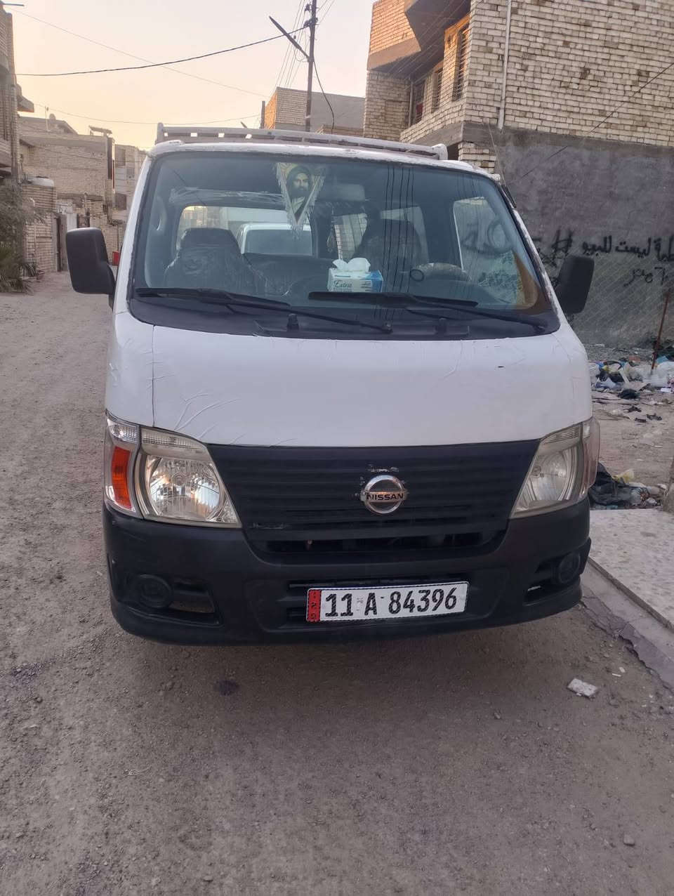 نيسان يورفان للبيع
موديل 2008
مكينه كير أكسل مكفولات خير من الله
رقم بغداد جديد
السياره بأسمي  مصفره من كلشي وهزة جديده
***********
موجود واتساب
