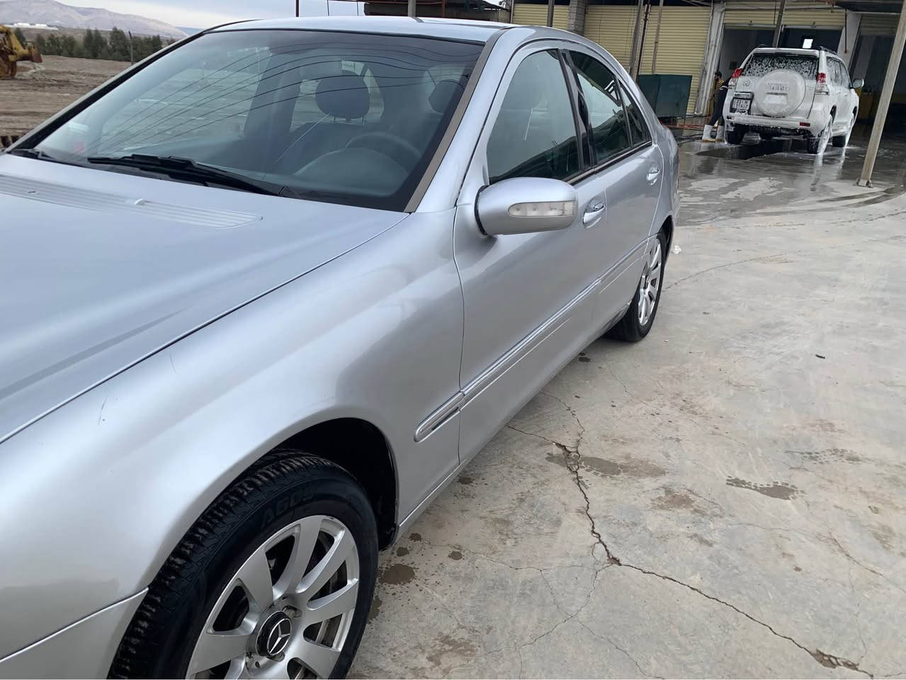 ماسديس سي كلاس ٣٢٠بؤفرؤشتن كاملة مواسةفات بئ ليدران كيرومةكينة بةشةرت *********** Singapore
