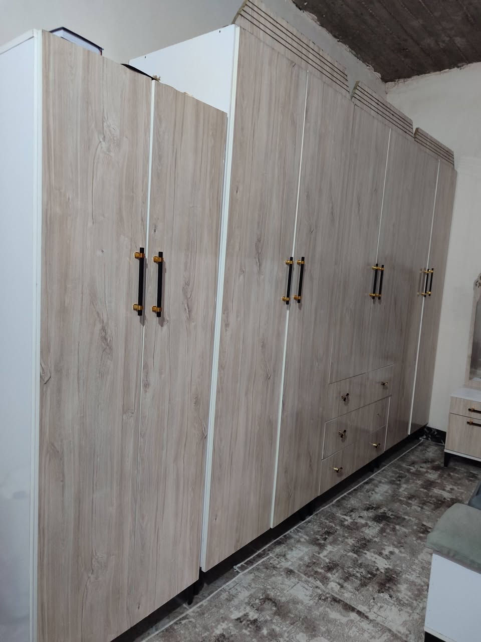 غرفه البيبع وجديده ما منيومه عليها *********** 
ال مكان كركوك سعر 900وبي مجال قليل
