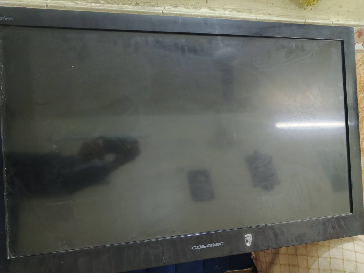 السلام عليكم شاشه بلازما حجم43
السعر 100 مكاني بغداد البلديات ***********
