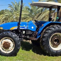 نيوهولند للبيع للستفسار خبابر 07804541946