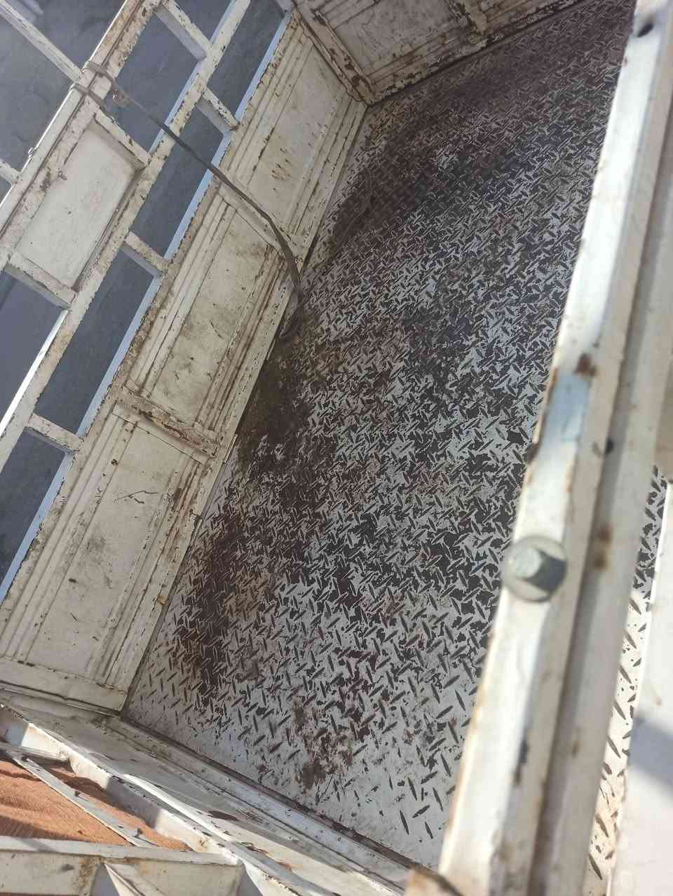 السلام عليكم
ستوته للبيع شرط نظافة وشاصي 
 مكينة2021 نگرة سلف وايرمنية شغاله
بيها منفيس  
سعر مليون و150
شراي اتصل وتدلل، 
***********موجود واتس،

