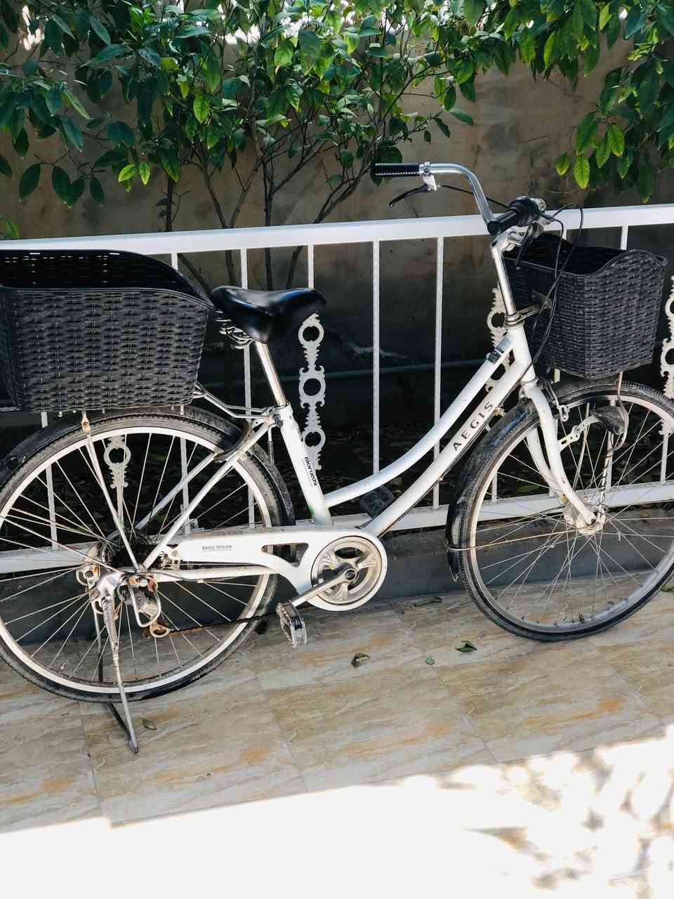 متاح بايسكل حجم ٢٦ بس جوب خلفي يحتاجله السعر ٨٠ مكاني حي العسكري


**إذا كنت صاحب هذا الإعلان وتريد حذفه لأي سبب، رجاءا أرسل رسالة إلى الدعم الفني**