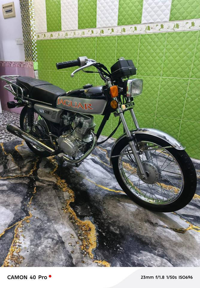 صاشي 17 / موديل 25
مكينه نامه شلامجه ( خيط بخار ) 
مكان النجف / السعر 500 ) 
(سكنر ) اوراقه 
***********
