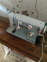 مكينة خياطة • زكزاك • بغداد