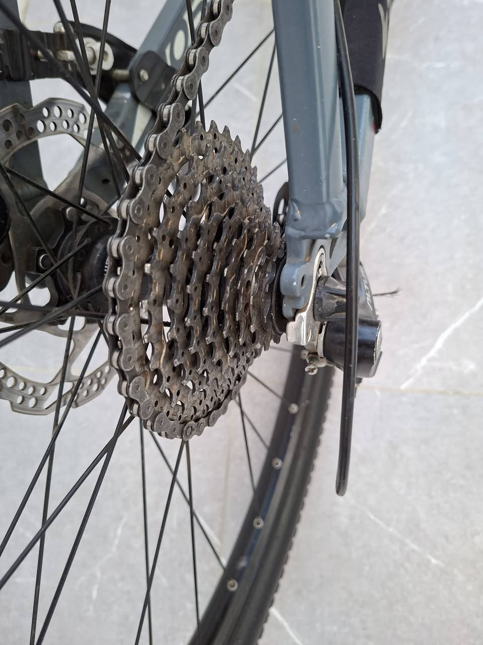 السلام عليكم بيسكل حجم 29 بريكات فول هيدروليك  مكينه 9تبديل  امامي 3.
ماركه أوربي mosso نضيف جدآ سعر 300الف وقابل للتفاوض   ***********
