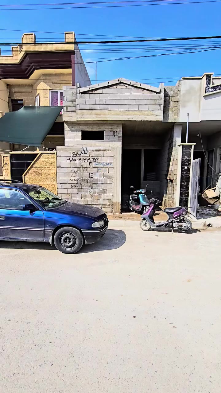 للبيع هيكل  100م بواجهة 5 وعمق 20 الموقع حي السماح الثانية
قرب سادين ٣٠ على شارع ١٥ متر
يتكون الهيكل من گراج+مطبخ+استقبال+هول+
غرفة نوم +صحيات+بيتونة
السعر 55 مليون 
سند ملك طابو الزهور سكني حديث 
مكتب بركة الضياء للعقارات 
***********
***********
الموصل أيسر حي السماح
