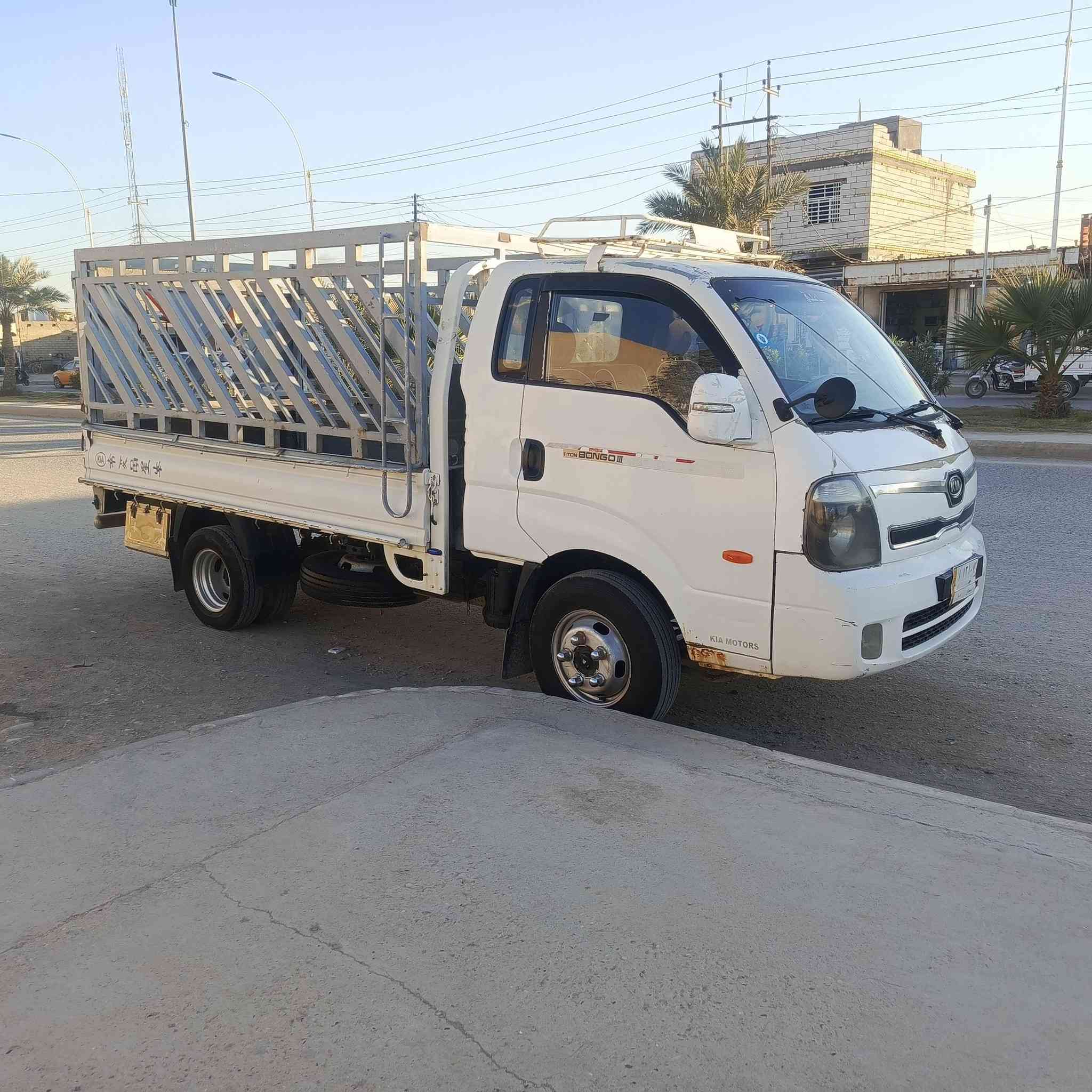 سلام عليكم سيارة للبيع مكفوله كفاله عامه موديل 2013 مسكر مكينه كير مكفولات سياره جاهزه كلش *********** السعر خاص مكاني ناصريه مركز
