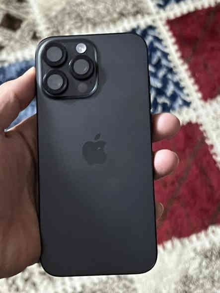 السلام عليكم ايفون ١٦ برو ماكس ذاكرة ٢٥٦ بطارية ٩٩ نموذج m نظيف شخط مابي ملحقاته كامل ويا بعده تحت الضمان السعر ١٤٠٠ وبي مجال قليل مكاني كركوك 
للاستفسار ***********
