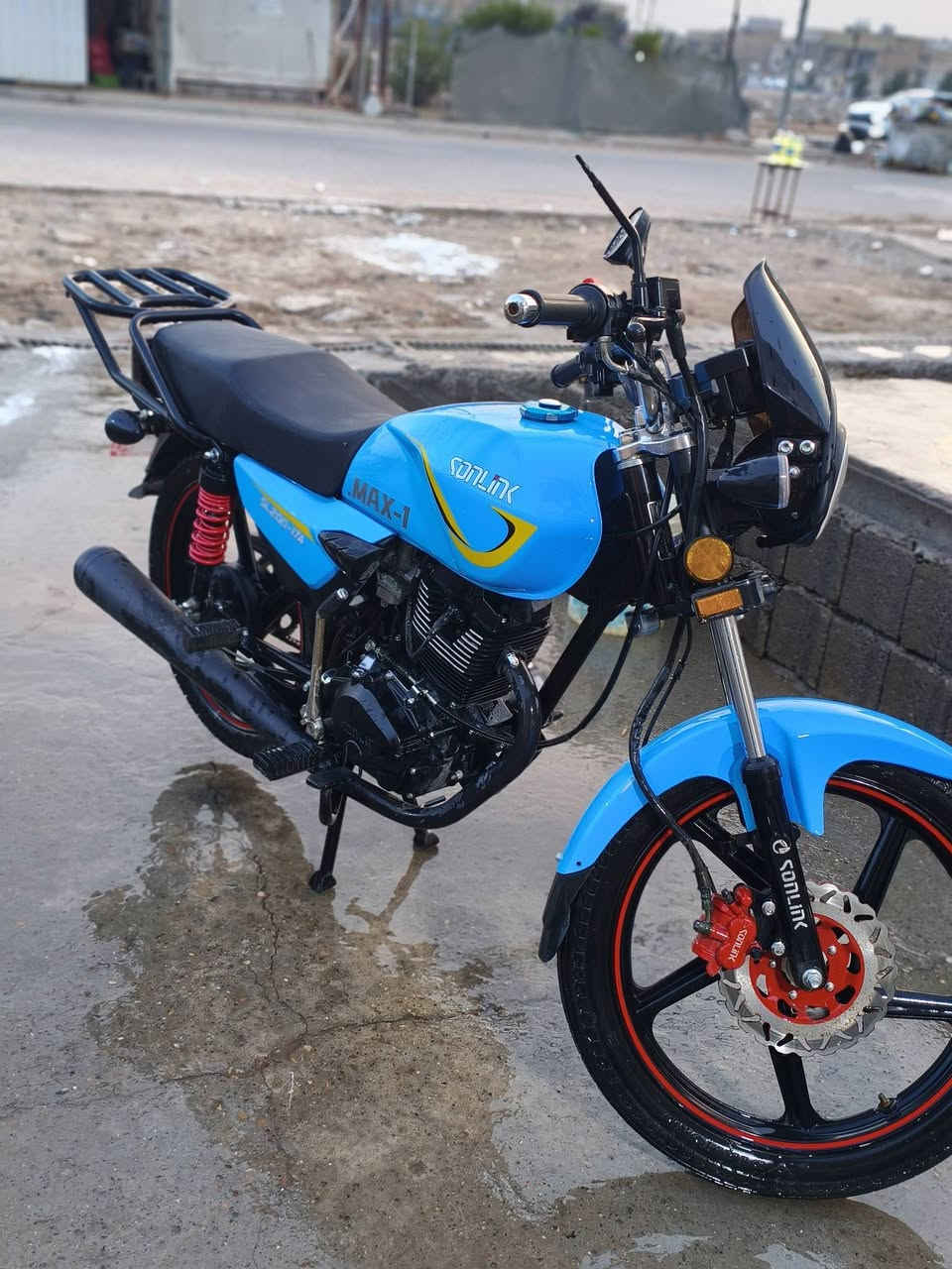 دراجة سونك 1-MAXمكينه 200cc موديل 2025 نهاية شهر العاشر يوم 29 نزلتهة دراجة نضيفة استعمال شخصي
سعرهة 950 وبيهة مجال بسيط
مكاني الحسينية مال الراشدية


**إذا كنت صاحب هذا الإعلان وتريد حذفه لأي سبب، رجاءا أرسل رسالة إلى الدعم الفني**