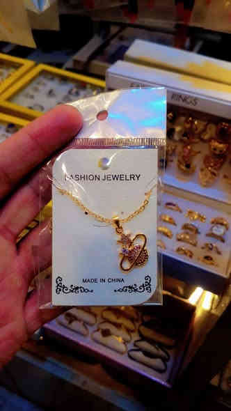 ذهب برازيلي شيله وحده القطعه ٥٠٠ دينار ٣٣٧٣ قطعه 
***********
***********
