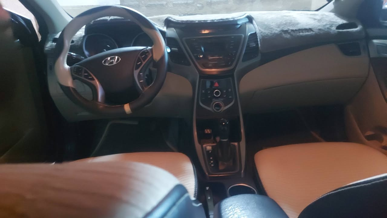 سلام عليكم النترا وارد امريكي
نص فول موديل 2016 رقم اربيل 
هزه سنويه جديد 
محرك 1800دوش كير محرك مكفول صدر جديد تخم تاير 
سونار مرفق بل منشور 
العنوان بغداد ابوغريب 
رقم الهاتف ***********
سعر 110وبيهه مجال
