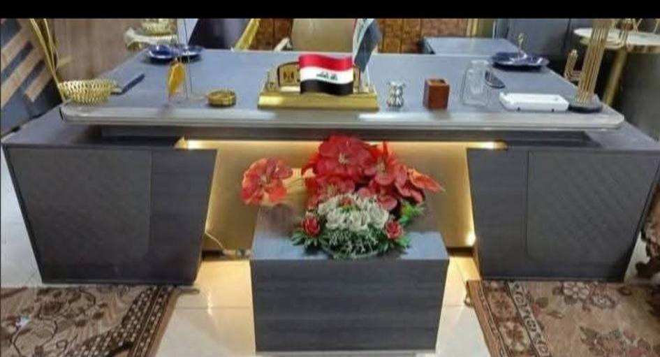 سلام عليكم ميز مكتب وطبله  ومكتبه المكتبه 💧لايحته رطوبه  شوي ولمكتب نضيف جدا السعر 900وبي مجال قليل مكاني بغداد رقمي📞***********
