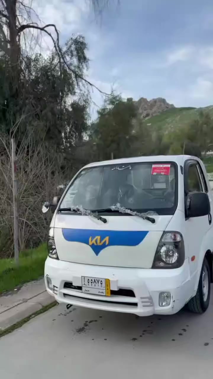 براوه ى دوبه ى 3هه زارى سؤپه ر
مه كينه ره ش مؤديل 2008
بريكى به سراوه قه تره رزيوى نيه 
به شه رتى گيرو مه كينه و ئه کسل ***********
