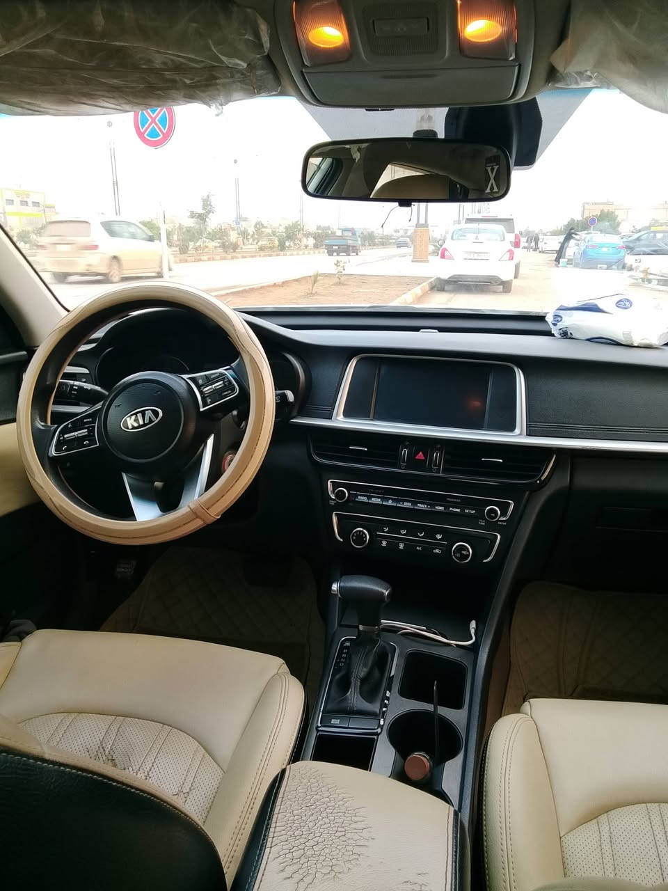 سلام عليكم بيع مستعجل
للبيع سيارة اوبتما 2020 وارد امريكي رقم بغداد ب معوقين ل 28 تصير حره

كامره دواره ✅
تحكم جهتين ✅
مثبت سرعه ✅
تحديد مسار✅
مانع نزلاق ✅
حساسات خلفي+ جانبي
شاحن UDB✅
منفذ AUX 
مكينه وكير+حداديه=كفاله 
تخم تاير جديد جواها 
حجم محرك2400 GDi
السيارة مال عائله تاخذه ما تصرف اي شي عليها 
مكاني  الناصريه /الاسكان الصناعي 
سعر 130 وبي مجال قليل جداً 
الاستفسار *********** واتساب  
السياره ماشية 97
ترهم بيع او مرواس
