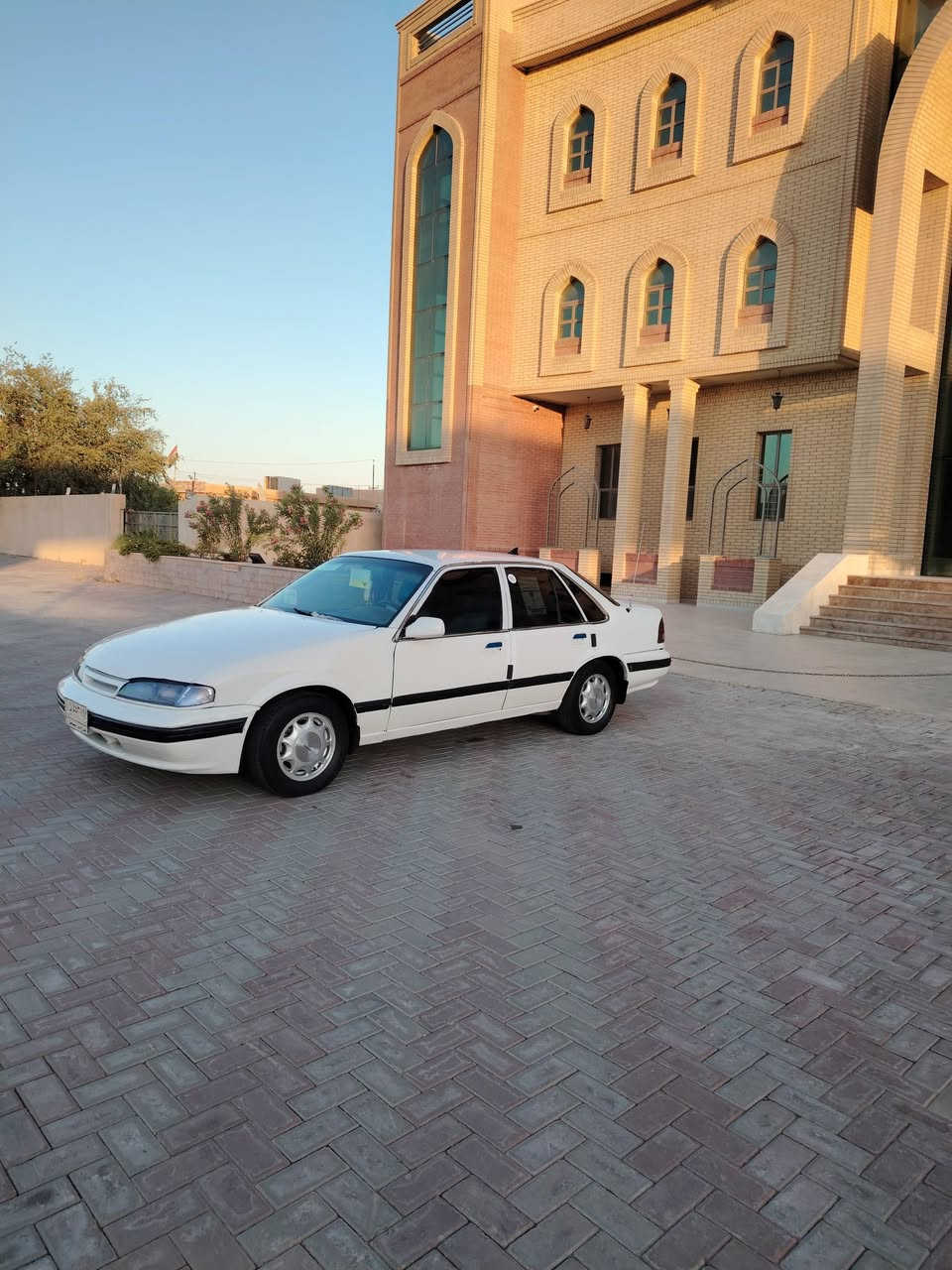 السلام عليكم للبيع #دايووبرنس95صلاح الدين مشروع وطني سنويه لل27تحويل مباشر محرك1800 كير أوتو محرك وكير خير من الله صدر جديد باور+مشط ستيرن جدد مال كصه كهربائيات شغاله تايرات 4جدد مصبوغه حزام جماليه فقط بدون معجون السياره حلوه ومال بيت تبريد كامل نقص كمبىيسر تدفئه شغاله #السعر32وبيهامجال للطيبين
***********أسيا
*********** زين
