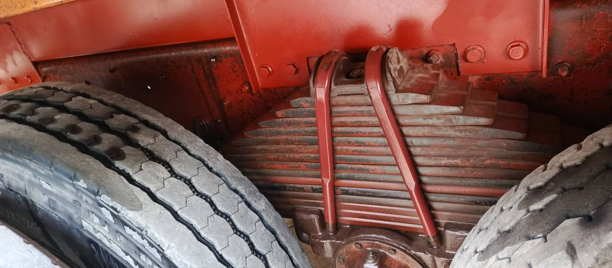 سلام عليكم سياره البيع سكس طويله  بلاديه موديل 82 بدي جديد دنكير مايلر كير جديد محرك جديد ستفسار عله هاذه رقم***********
