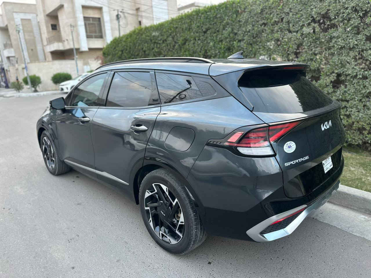 السلام عليكم
سبورتج 2024SX برستيج فول اعلئ فئة الشكل الجديد بدون رقم دخول جديد  
المواصفات : بصمة / بانوراما / 5 كامرات / تدفئة وتبريد كشنات / جنطة كهرباء / تشغيل عن بعد / شاشة ديجتال / جلد احمر/ كراسي كهرباء / كرسي خزن ميموري / تدفئة ستيرن / فور ويل / اطفاء ذاتي / شاحن وايرليس / هندبريك دكمة / حساسات امامي وخلفي / قطعتين تبريد / مود درايف / LED امامي وخلفي / بلوجكتر LED / محرك 2500 / مانع انحدار /  اوتو هولد / مانع انزلاق / رادار امامي / رادار جانبي 
مكاني بغداد الاعظميه شارع الاخطل بسعر مناسب للتواصل الاتصال ***********
