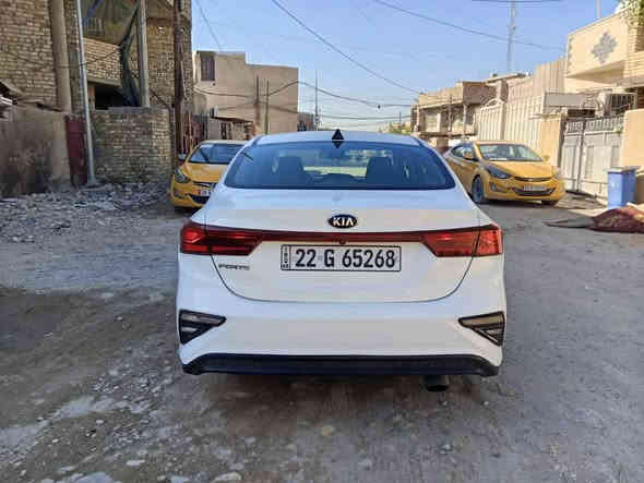 السلام عليكم كيه فورتي مديل 2019وارد أمريكي صور الحادث منشورة السيارة جديدة وجاهز مكينة وكير وحداديه وصدر وتبريد وتخم تاير مكفولات مكينة 2000دوش رقم اربيل جديدة بسمي كيرAT ماشيه 65العنوان بغداد الامين الثاني رقم الهاتف ***********السعر126وبي مجال شي بسيط
