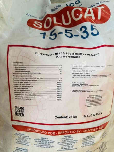 سماد اسباني اتلانتيكا
وزن ٢٥ كيلو 
جملة ومفرد 
20 20 20
11 40 11
35 5 15
40 10 10
*********** 
واتس اب
