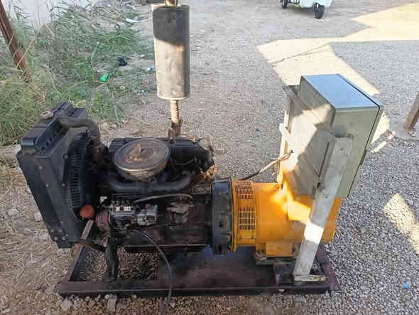 سلام عليكم
مولد بيركنز صيني 35 كيفي ثري فيز شرط لحمل
مكينه  4 بستم لا تنقيص ولا بخار ع لفحص 
لسعر 13 ورقه وبيهه مجال لشراي مكاني بابل المسيب *********** 
***********
