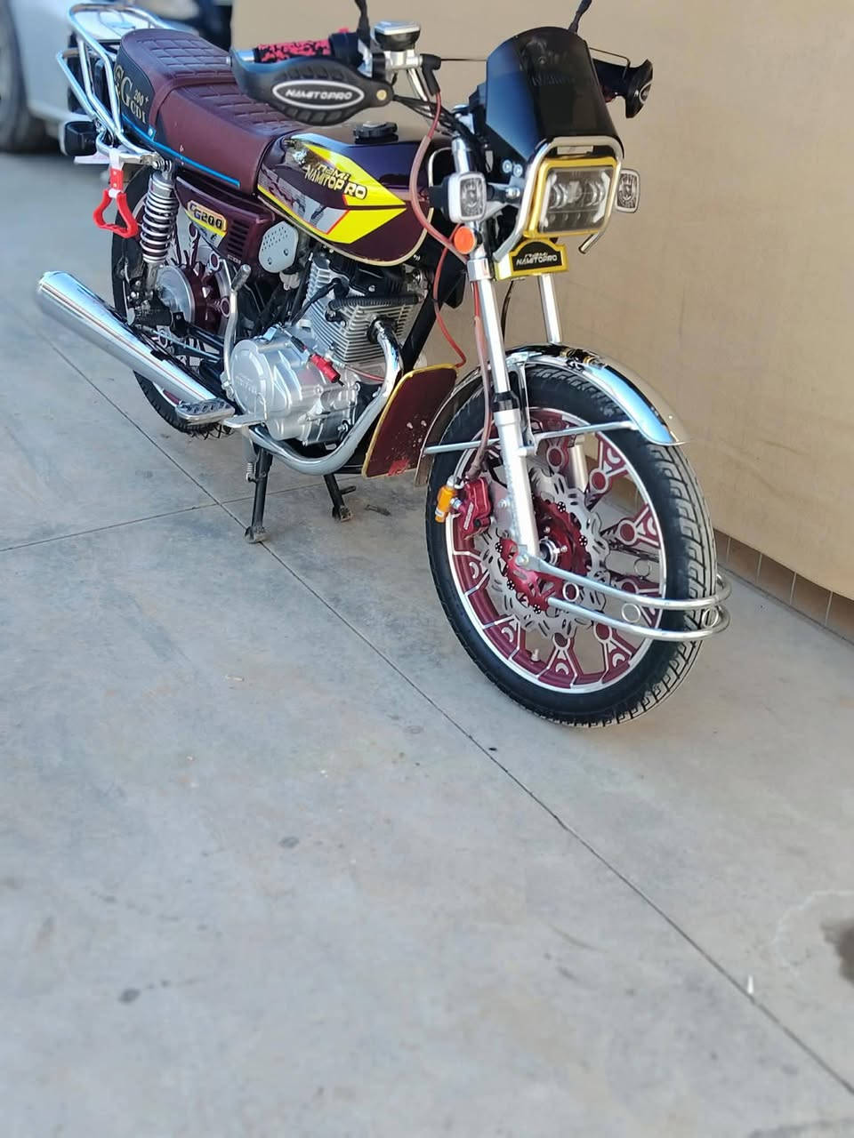 ماطور للبيع
موديل 25تحديث 26بعدو شركه كل نقص مابي محرك 200دراجه فول وزن ثقيل ويا  سويجات يرمون وكرتات السعر 850وبي مجال بسيط
الشراي الاتصال

(***********)
