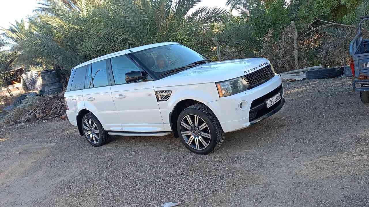 سلام عليكم سياره رانج للبيع 2011 مواصفات السياره سياره فول مكينه عادي مو سوبر الرقم  اربيل  هزه وبراد جديده سياره باسمي صار لها عشره ايام من داورتها سياره تخم تاير  سياره فول  فتحه فقط جاملغ بيها اليسرى الامامي مابيها أي ضرر السعر 155وبيها مجال مراوس بسياره عادي رقم الهاتف***********/***********
