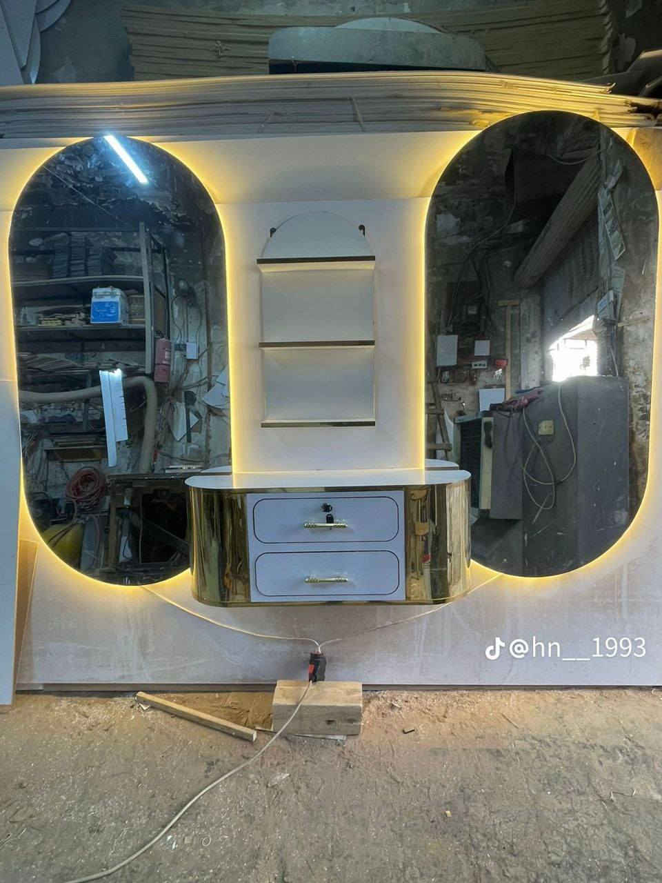 #ديكورات_كراسي_ #تجهيزات #احسن_انواع_الخشب #صالون #عراق


**إذا كنت صاحب هذا الإعلان وتريد حذفه لأي سبب، رجاءا أرسل رسالة إلى الدعم الفني**