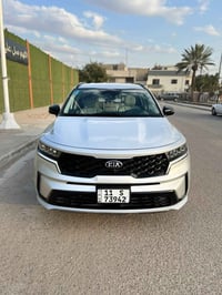 كيا سورنتو وارد امريكي 2021 حادثهة بنيد فقط مبدل ومصبوغ يعني قطعة وحدة...