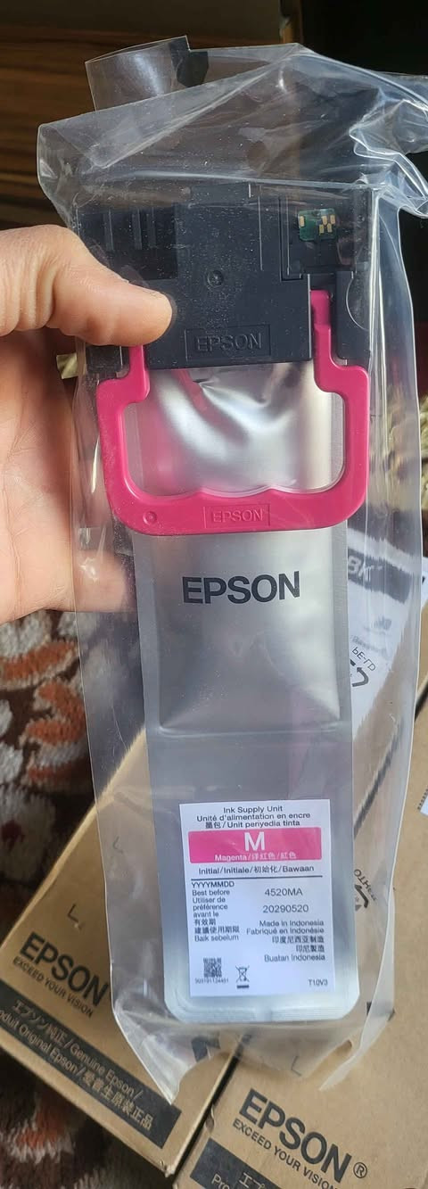 حبارات طابعه Epson اربع الوان جديده 
مكاني بغداد 
متوفر واتس اب *********** بغداد, العراق
