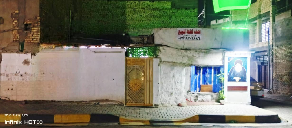 سلام عليكم
نصف قطعه ركن قطاع 31 
مساحة 72 متر 
قريب على مدارس و شارع العام
الاتصال  رقم الهاتف
***********
