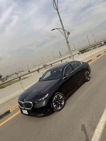 شلونكم حبايب القلب 
السلام عليكم

للبيع BMW 530  موديل 2024

فول أعلى فئة بالمواصفات اندفجول Individual

وارد كندي كليييين تايتل مكفوله شركه من كلشي

محرك 2.0 توين باور تيربو تسارع قوي 292 حصان والعزم 420 نيوتن

ماشيه 33الاف فقط 

المواصفات خاصة 1/1

1.نظام الأوتو بارك (ركن السيارة بدون تدخل السائق) 

2.نظام البارك إسيست (امكانية ارجاع السيارة بالكراج تلقائي)

3.كامرات 360 درجة عدد 4 محيطيه 3D

4.فتحة بانورما

5.داتا شو Head Up Display (يعرض بالجامه الامامية)

6.نظام صوت فاخر Harman/Kardon Logic 7

7.شاشة كبيرة متصله والازارار جميعها لمس 

8.فتح الصندوك بالقدم وكهربائي 

9.لايت ليزر اصلي داينمك

10.كشنات جلد  طبيعي لون احمر + الكشنات كهرباء وخزن ميموري 

11.تدفئه بالمقود والكشنات

12.تصعيد وفتح الزجاج بالبصمه

13.حساسات امامي خلفي جانبي

14.اضاءة محيطية متغيرة الالوان

16.نظام تعتيم بالمري Auto Dim

17.شفتات بالمقود

18.شاحن تلفون وايرلس

19.نظام الترحيب عن الاقتراب من السيارة ودخول ذكي عن طريق كارت او بصمه او التطبيق 

20.ابل كار بلي وايرليس

21.رادار امامي

22.رادار النقطة العمياء

23.رادار الخروج عن المسار

24. نظام سيفتي كامل وتصوير 3d 

اخوان السياره جديده وع ايدي 
وشكل الجديد وسيرفساتها كله بل وكاله 
مكفوله من اي شي بالك 

السعر 488 ورقه وبيها مجال بسيط

مكان السيارة بغداد شارع فلسطين 

للاستفسار ***********
